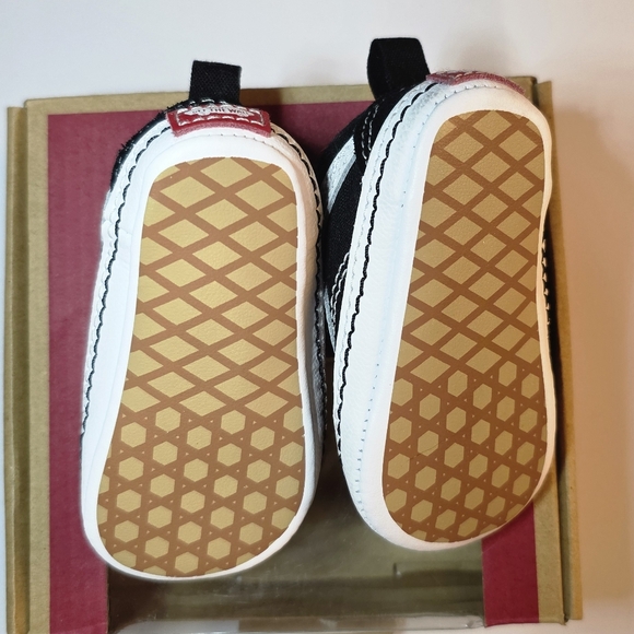 Vans Old Skool Baby Crib Shoes - Black/White - Size 2 - Like New w/ Box - Picture 4 of 6